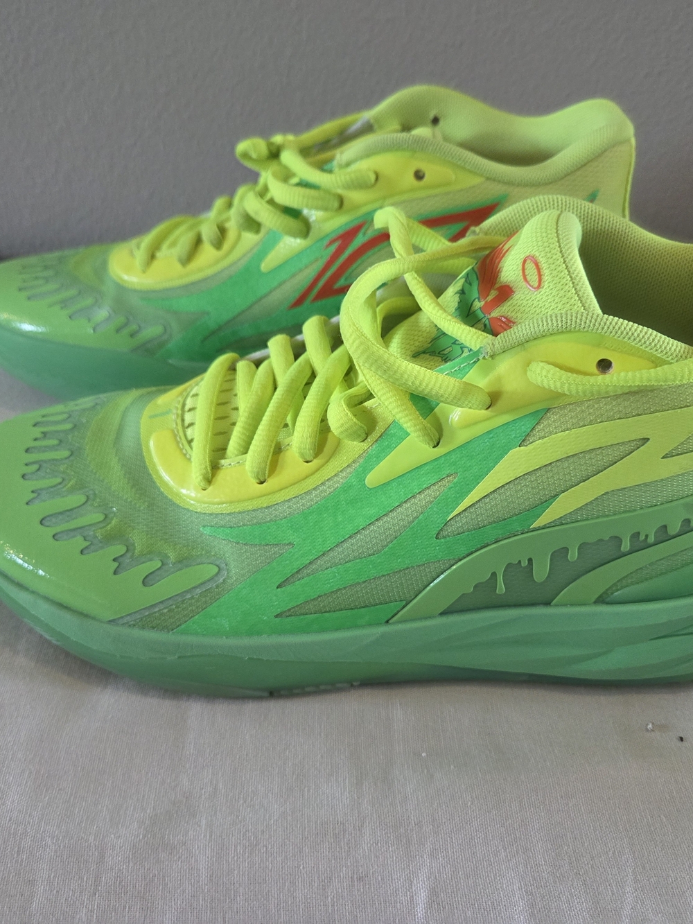 Puma Neon Green Athletic Shoes